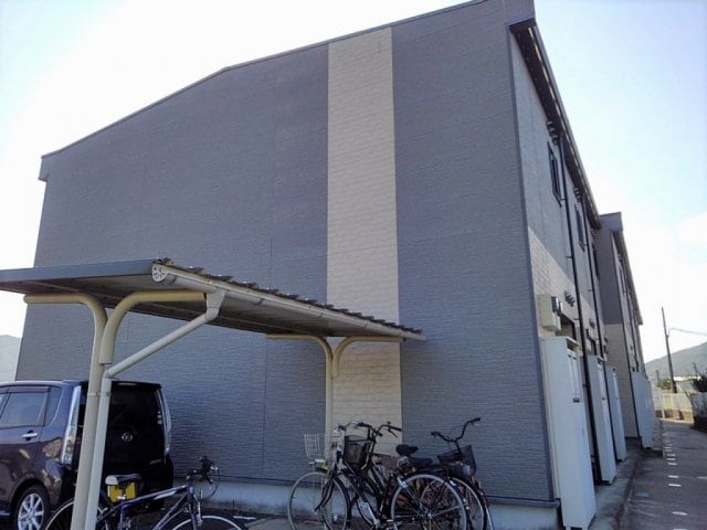 レオパレスＦ　ＯＨＡＮＡの物件外観写真