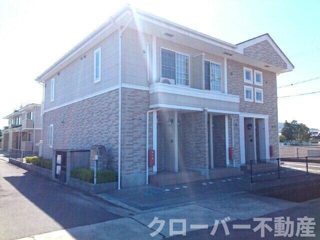 セレーノＢの物件外観写真