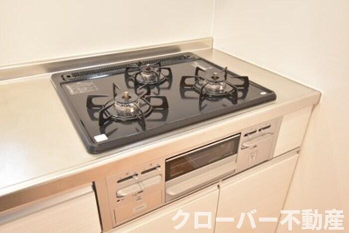 シャンゼリーゼの物件内観写真