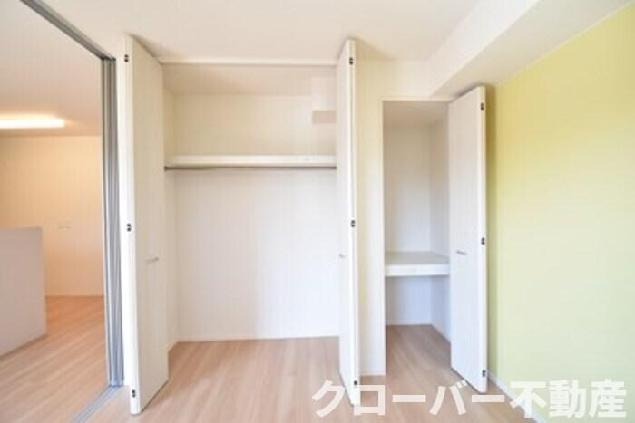 シャンゼリーゼの物件内観写真