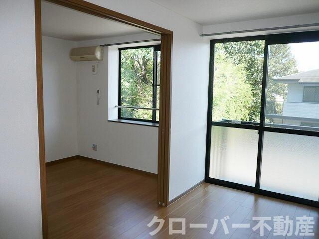 グレープガーデンＡの物件内観写真