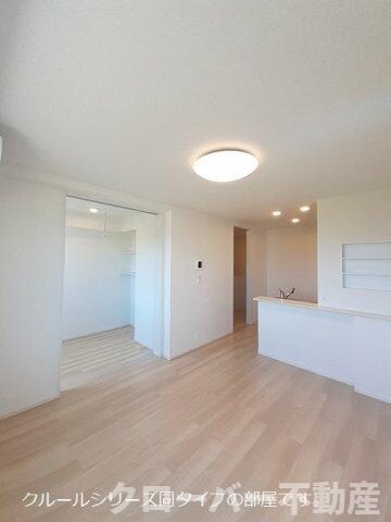 綾川町アパートＡの物件内観写真