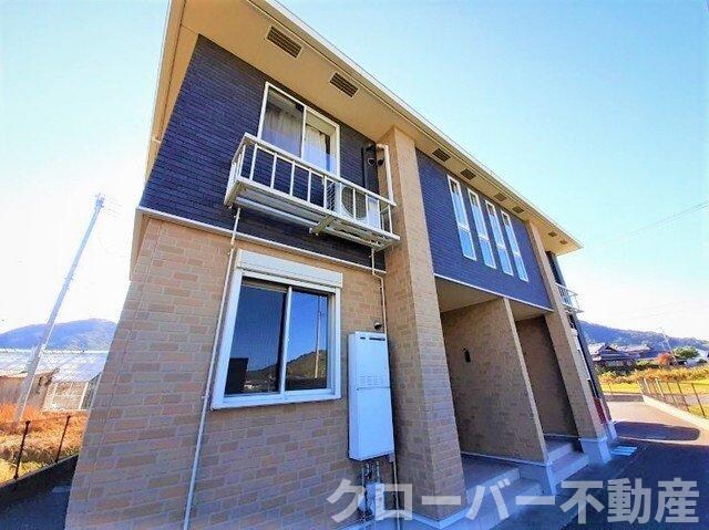 アセット詫間の物件外観写真