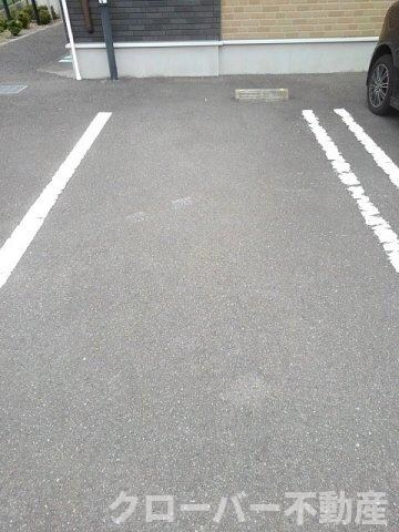 アセット詫間の物件外観写真