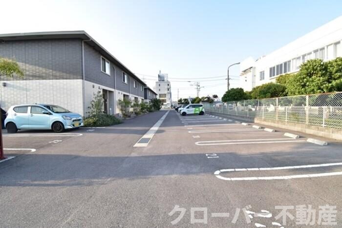 North Shore Aの物件外観写真