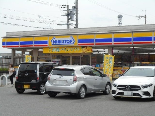 ヒカルサ枚方村野の物件外観写真