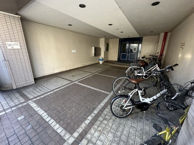 摂津本山駅 徒歩5分 4階の物件外観写真