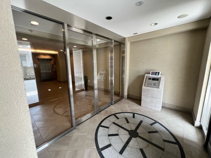 ロアール神戸住吉の物件外観写真