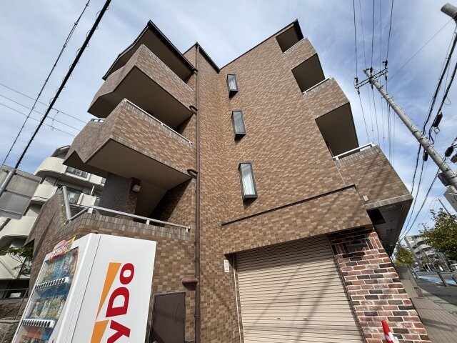 サンリット本山南の物件外観写真