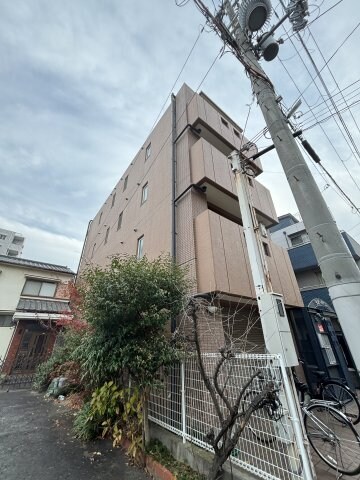 ラガーハウスの物件外観写真