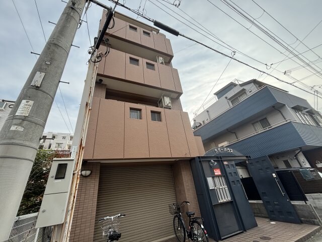 ラガーハウスの物件外観写真