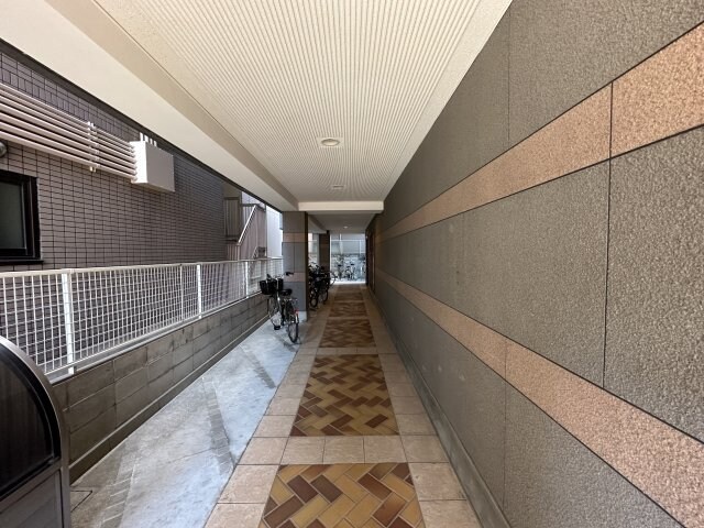 摂津本山駅 徒歩9分 4階の物件外観写真