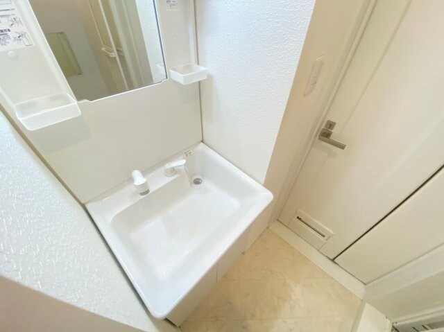 アクロス神戸灘アパートメントの物件内観写真