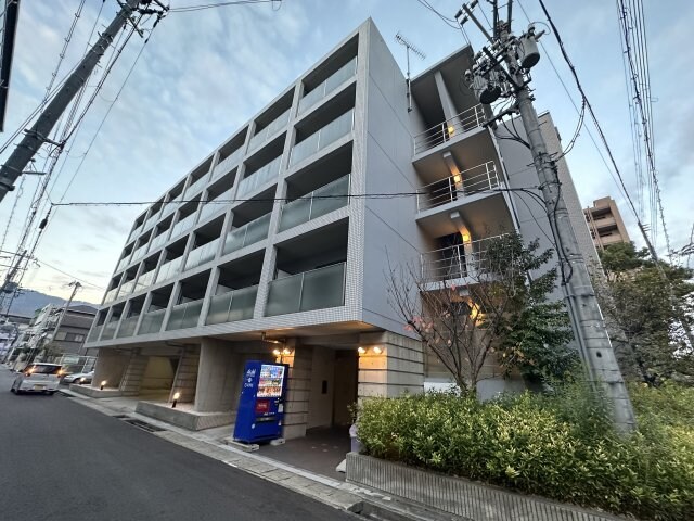 石屋川駅 徒歩3分 3階の物件外観写真