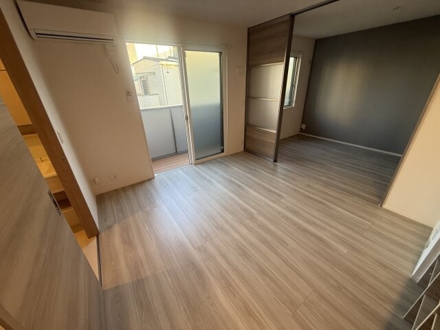 コンフォール赤坂の物件内観写真