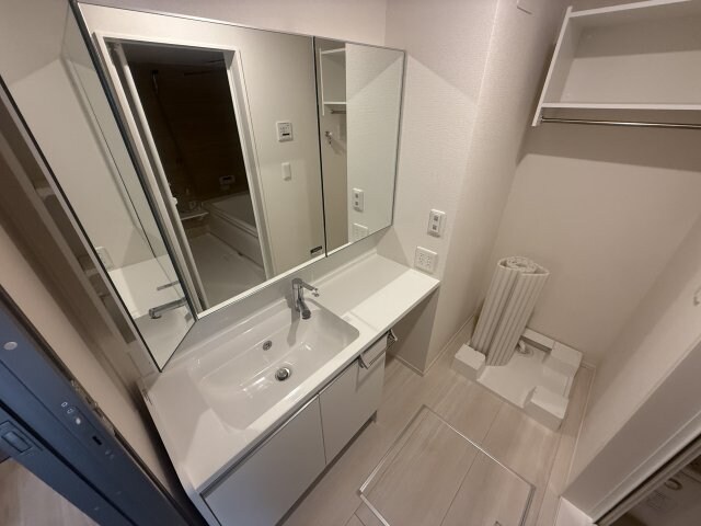 コンフォール赤坂の物件内観写真