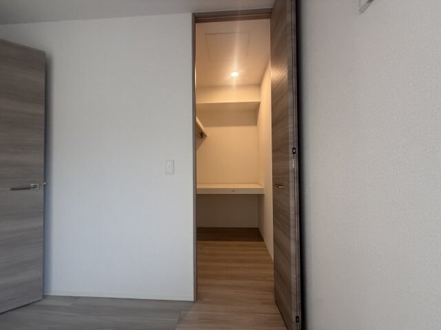 コンフォール赤坂の物件内観写真