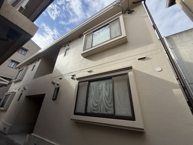 れいたくマンションの物件外観写真