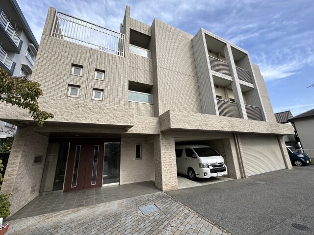 メゾンドバレーの物件外観写真