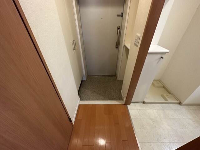 メゾンドバレーの物件内観写真