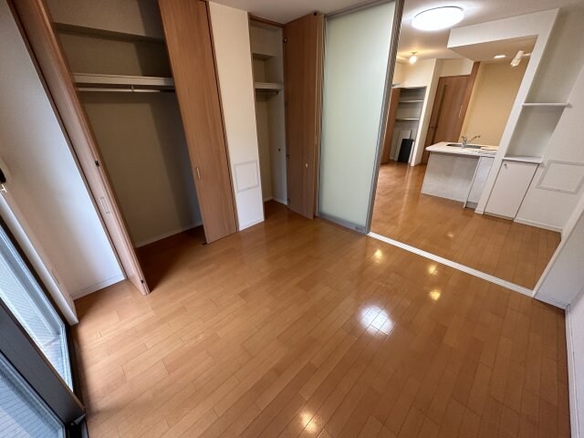 メゾンドバレーの物件内観写真