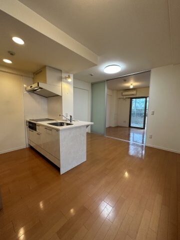 メゾンドバレーの物件内観写真