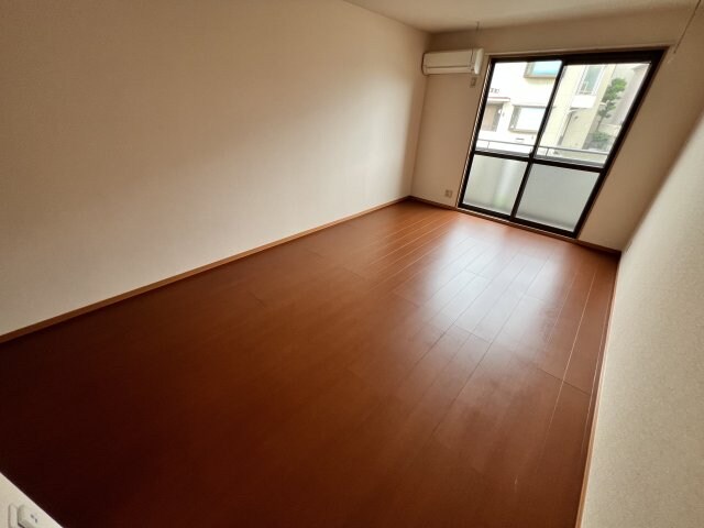 セジュール西岡本の物件内観写真