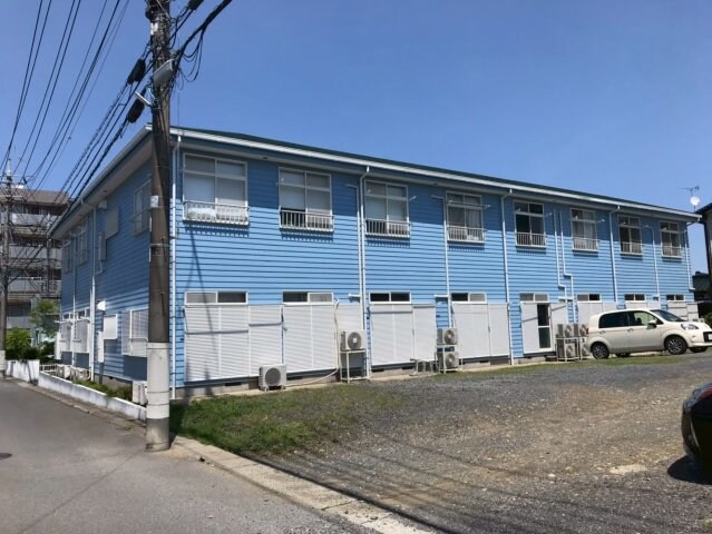 ファミールミヤモトの物件外観写真