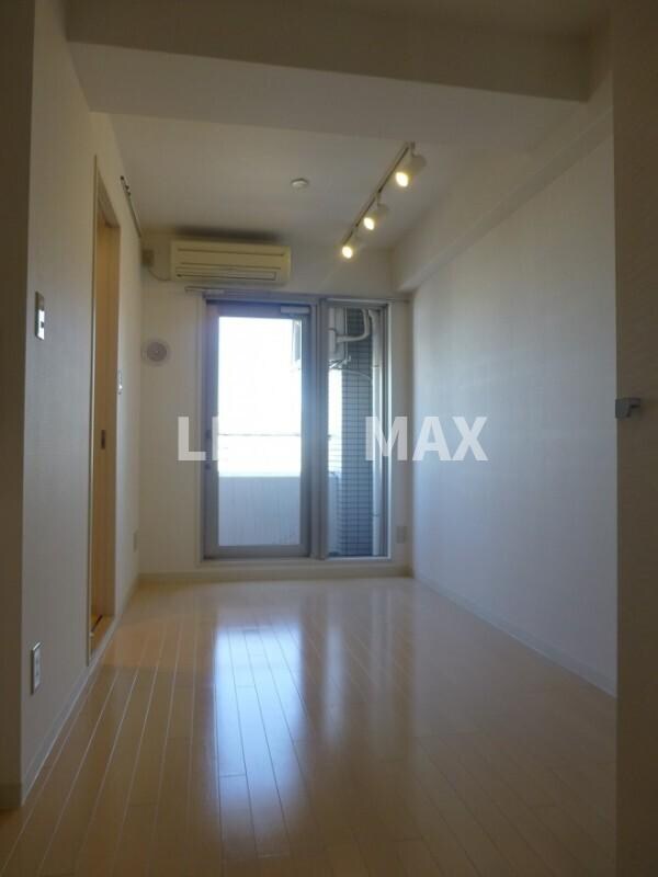 レジディア三越前の物件内観写真