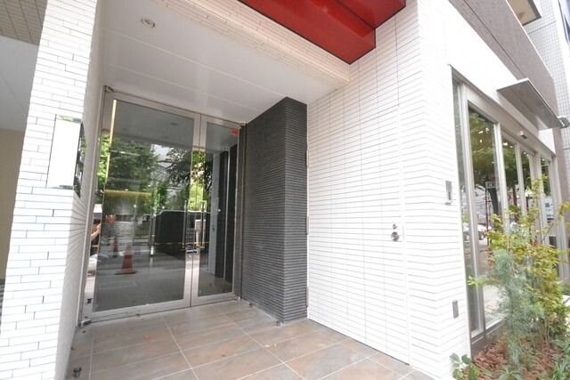 ロイジェント九段の物件外観写真