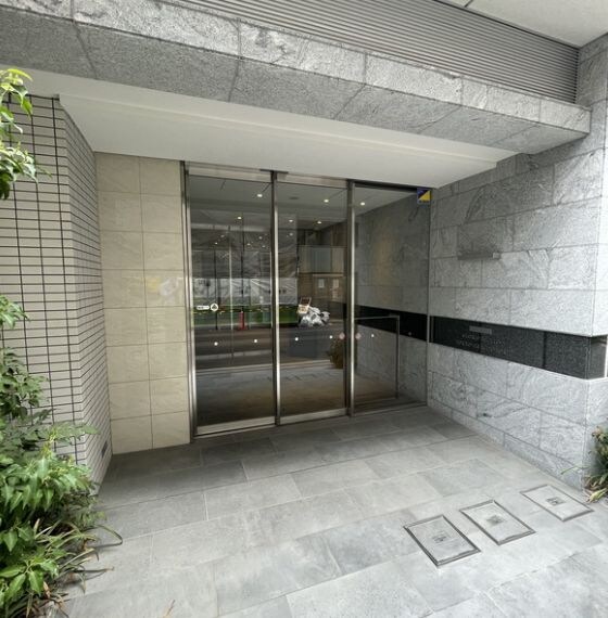 グローリオシェルト東京八丁堀の物件外観写真