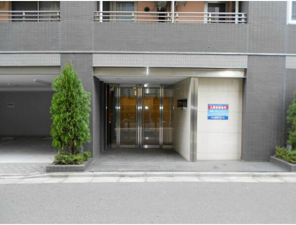 レジディア三越前の物件外観写真