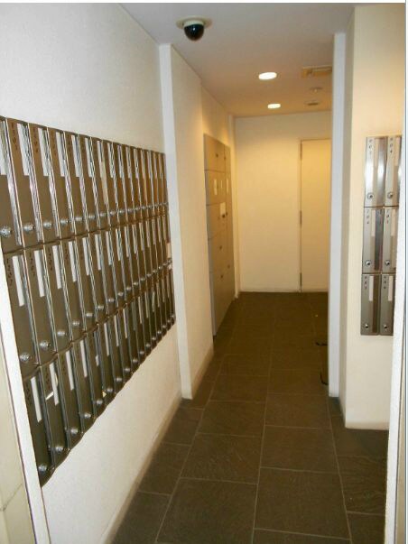 レジディア三越前の物件外観写真