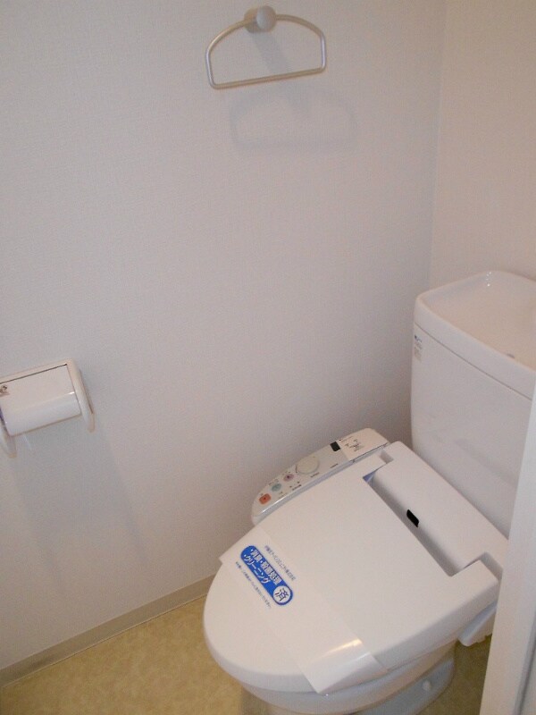 レジディア三越前の物件内観写真