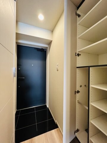 上野駅 徒歩8分 4階の物件内観写真