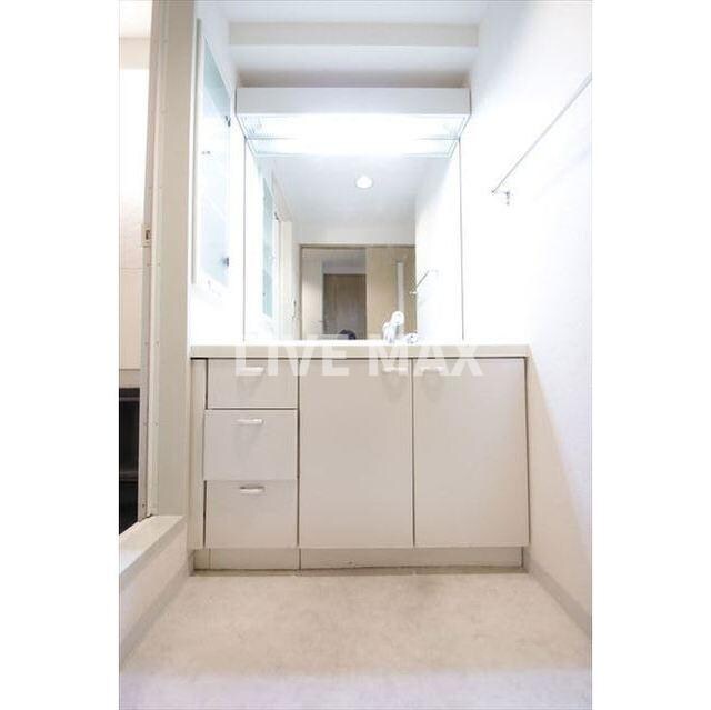 デ・リード日本橋箱崎の物件内観写真