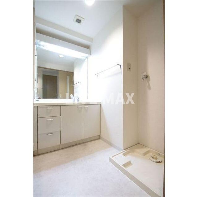 デ・リード日本橋箱崎の物件内観写真