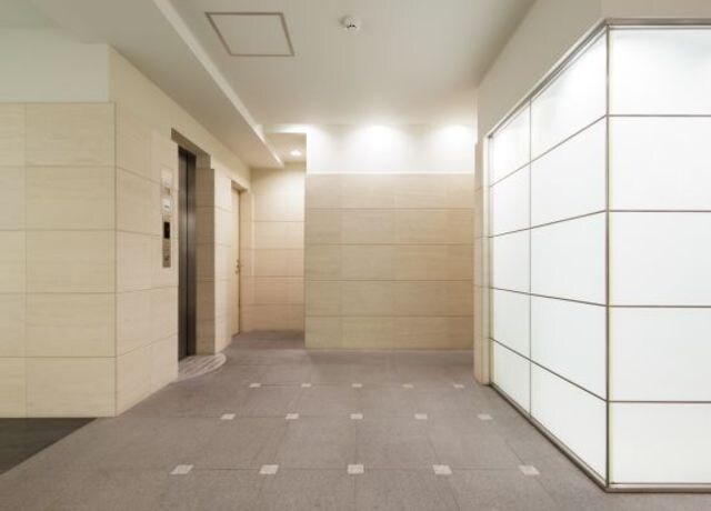 コンフォリア神田神保町の物件外観写真