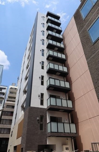 上野駅 徒歩3分 3階の物件外観写真