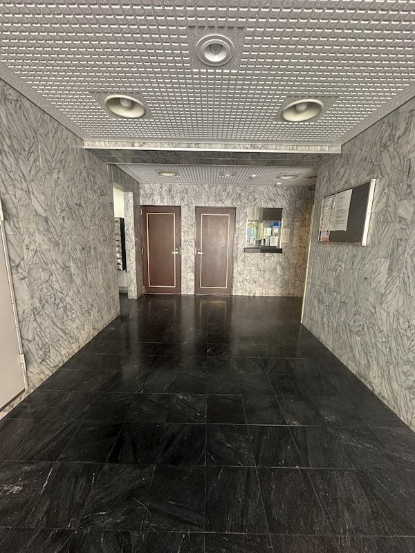 ライオンズマンション南青山シドニービルの物件外観写真