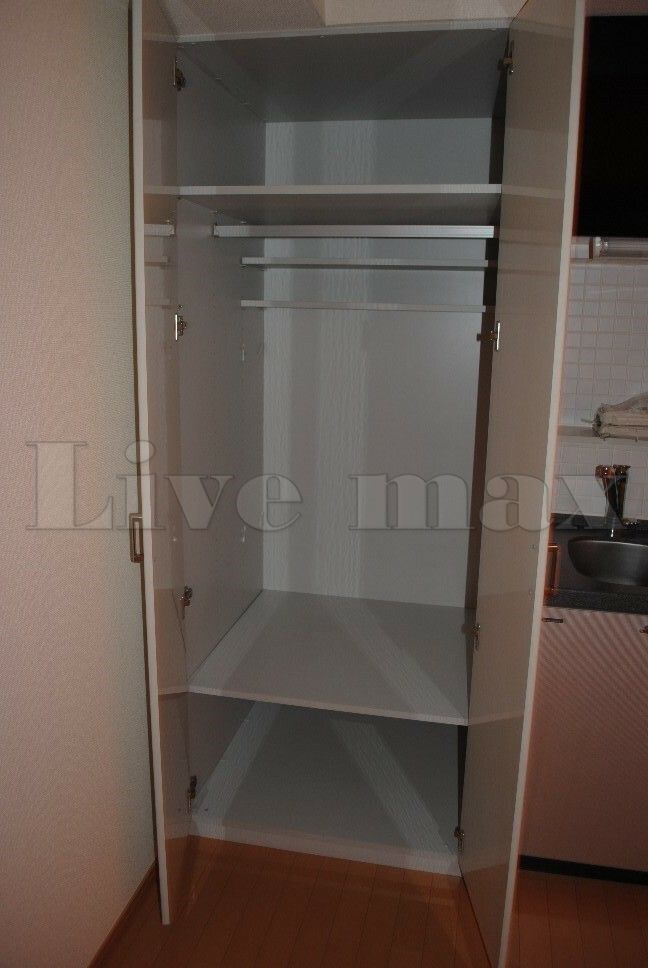 ファミールグラン銀座4丁目の物件内観写真