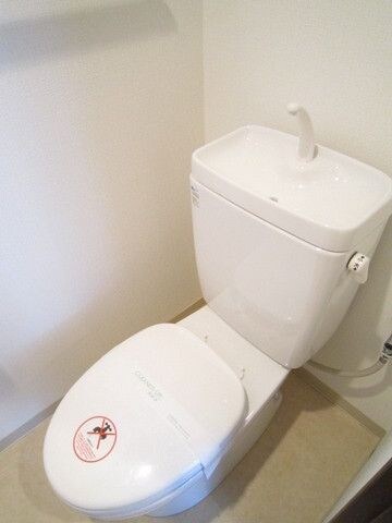 レジディア神田岩本町の物件内観写真