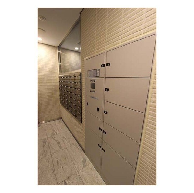 コンフォリア錦糸町の物件内観写真