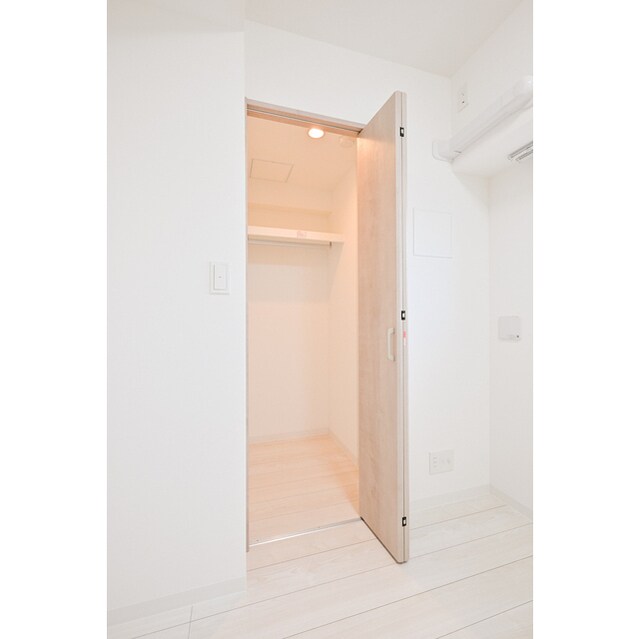 グランカーサ上野松が谷の物件内観写真