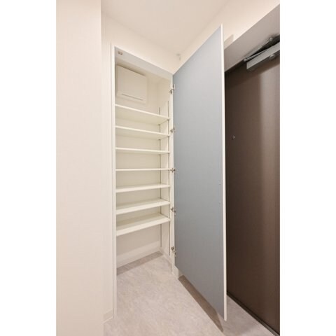 グランカーサ上野松が谷の物件内観写真