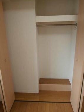 カスタリア新富町の物件内観写真