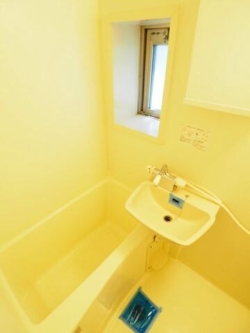 レジディア三越前の物件内観写真