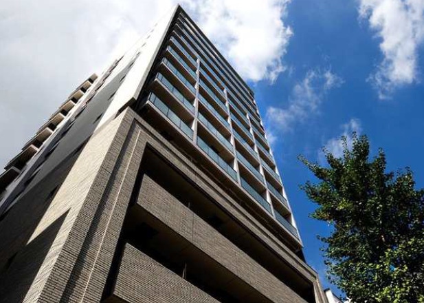 ＰＥＡＫＳ神田の物件外観写真