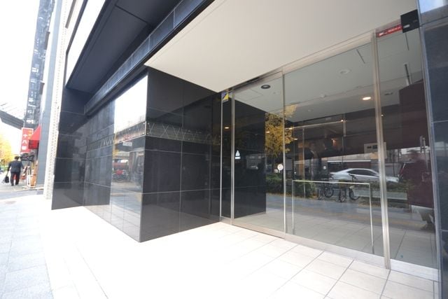 ＰＥＡＫＳ神田の物件外観写真