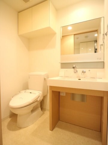 茅場町駅 徒歩9分 9階の物件内観写真